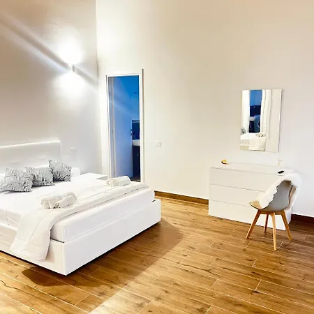 R&v - Nel Cuore Di Appartement *