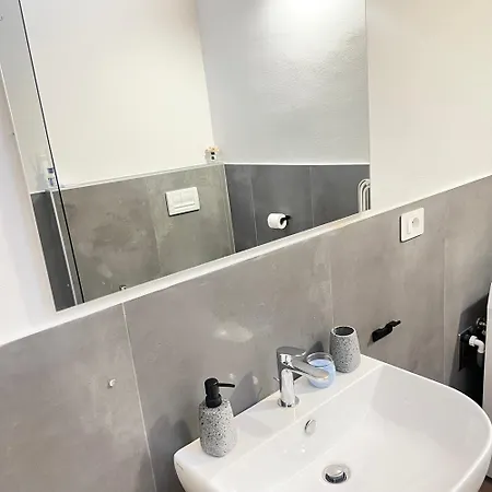 R&v - Nel Cuore Di Appartement *
