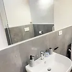 R&v - Nel Cuore Di Apartmán *